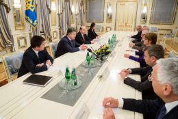 Oerleg Poroshenko met raad van Europa delegatie in Kiev